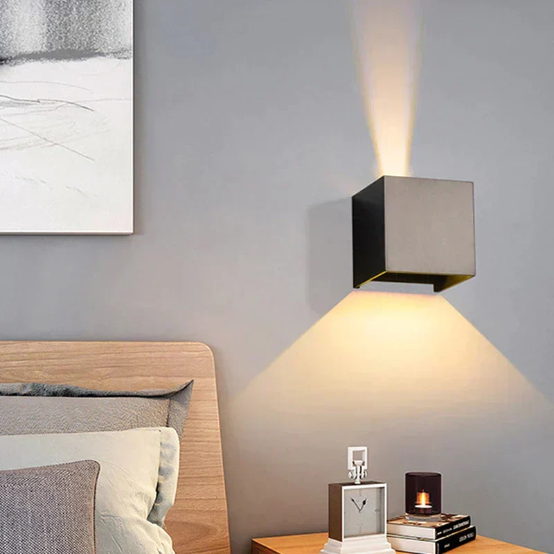 InnovaGleam Contemporary Interior Wall Light Euroselle