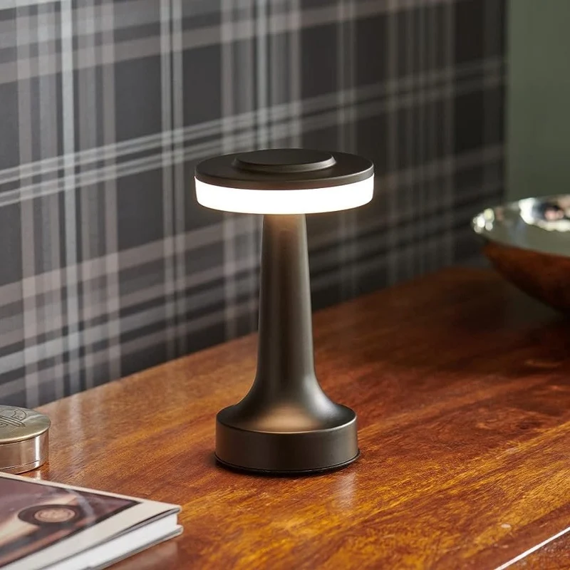 Euroselle Retro Bar Table Lamp Chrome Finish For Modern Spaces