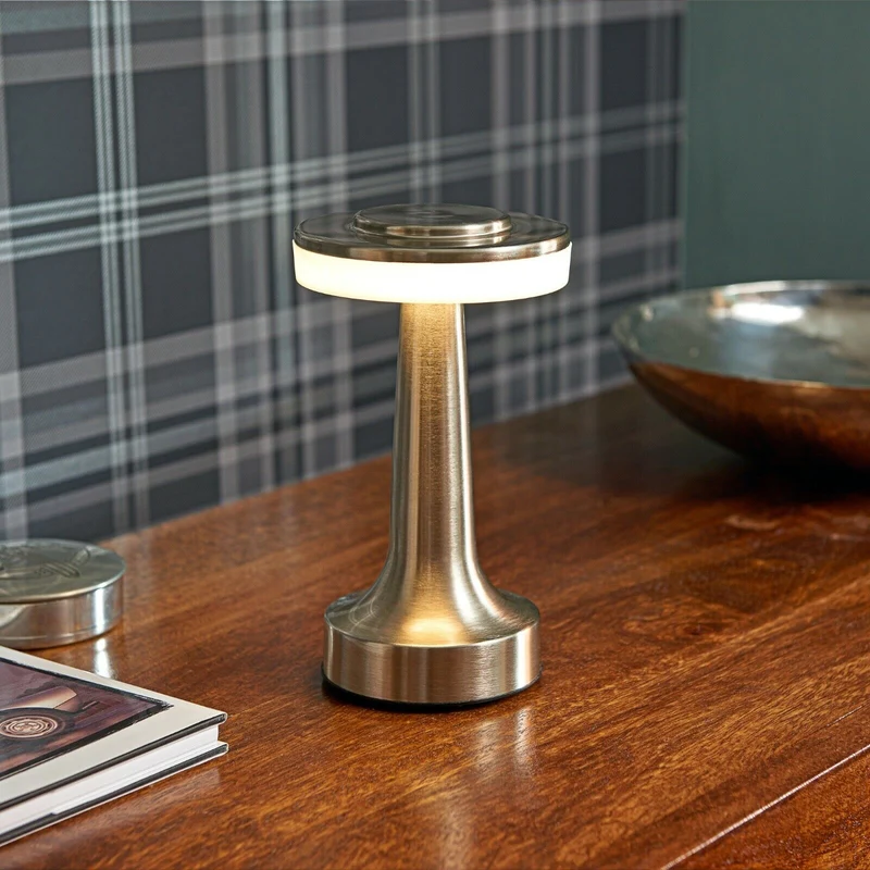 Euroselle Retro Bar Table Lamp Chrome Finish For Modern Spaces