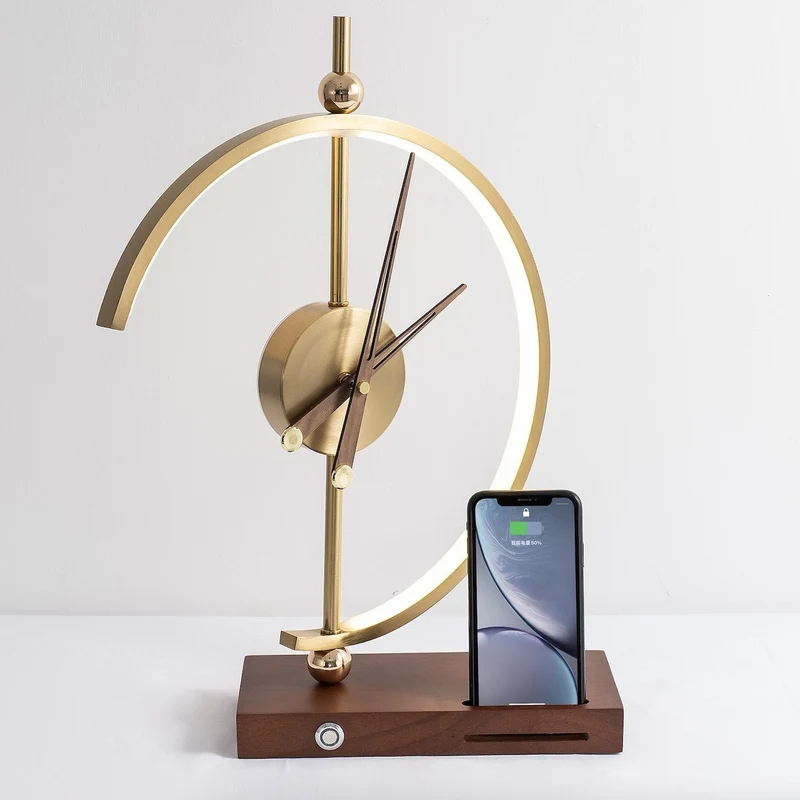 NagoyaLight Luxury Lamp Clock With Wireless Charger Euroselle