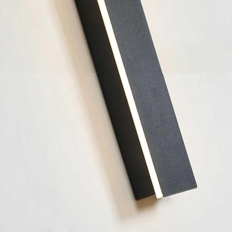 Euroselle Edge Modern Design LED Wall Lamps In Black Metal For Garden And Hallway