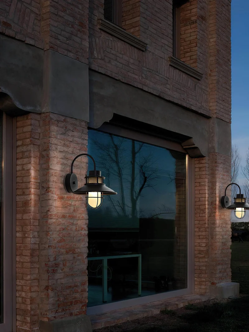 Felix Outdoor Lamp By Euroselle Sleek Industrial Style Outdoor Lighting