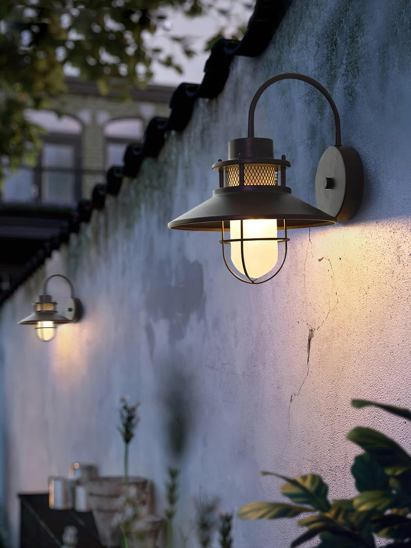 Felix Outdoor Lamp By Euroselle Sleek Industrial Style Outdoor Lighting