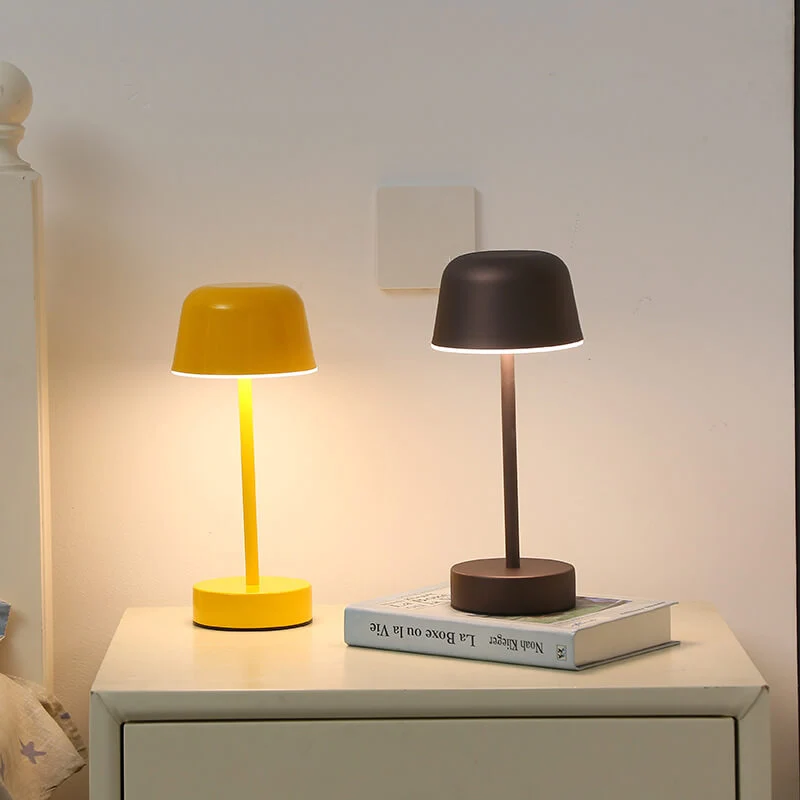 Prisma Pulse Flare Lamp With Sleek Metal Housing And Three Light Colors Euroselle
