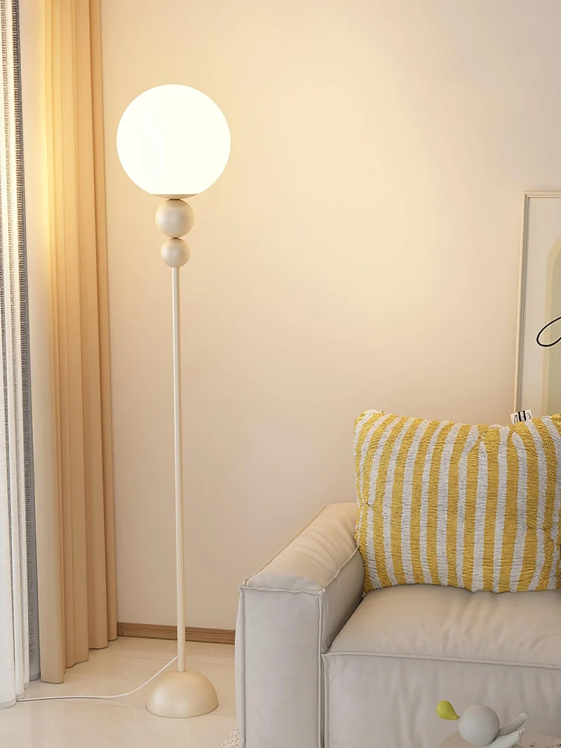 Clavel Floor Lamp With Metal And Glass Design By Euroselle