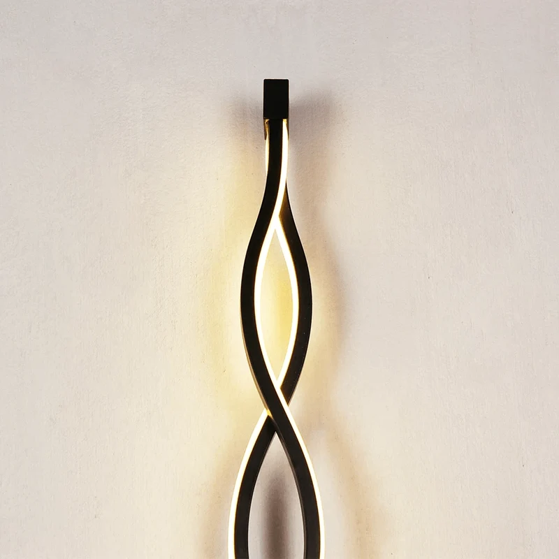 Euroselle Nordic Modern Wall Lamp With Geometric Form