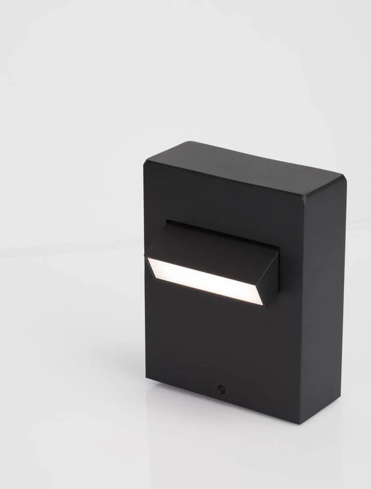 Zelda LED Außenwandleuchte 3000K Schwarz IP65