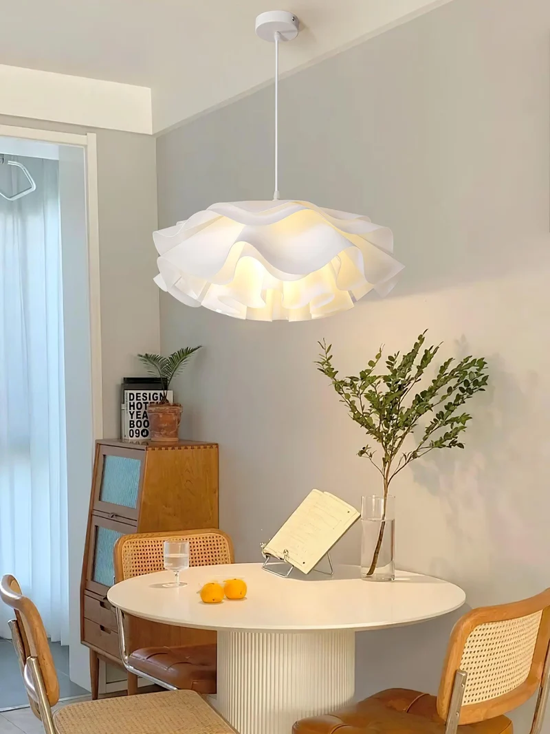 Euroselle Flower Shaped White Pendant Lamp With Soft Diffused Light
