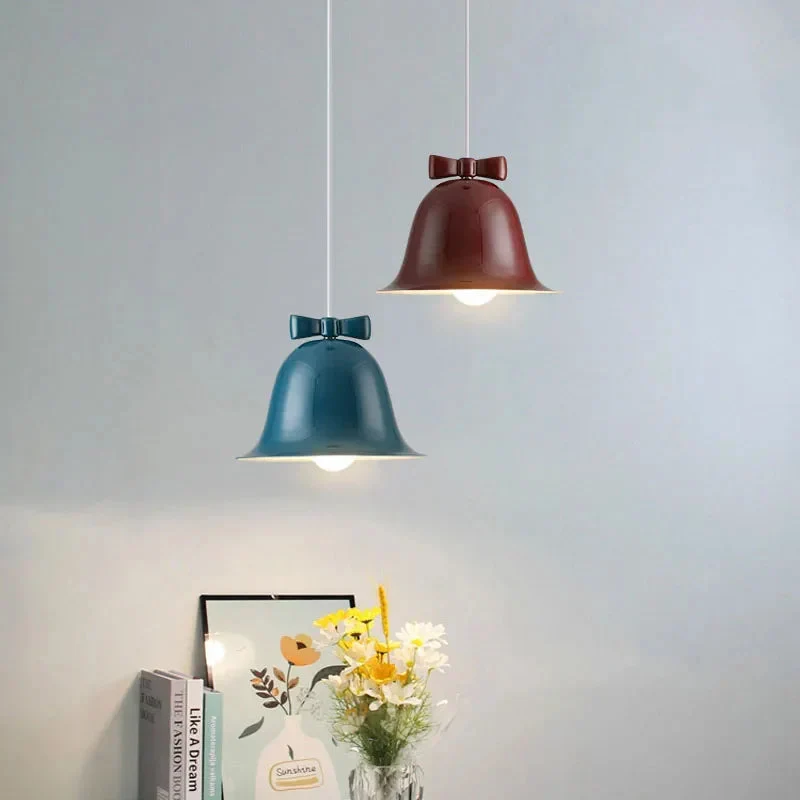 Euroselle Luma Curved Pendant Light Ideal for Dining Areas, Kitchens, and Living Rooms