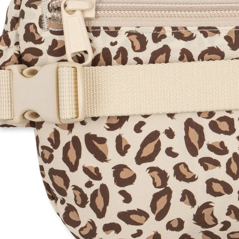 Juno Pailletten-Gürteltasche Leo