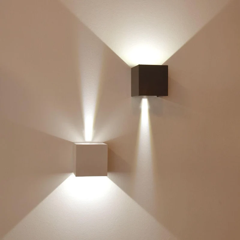 s.luce Ixa LED Wandlampe verstellbare Winkel Innen & Außen IP44