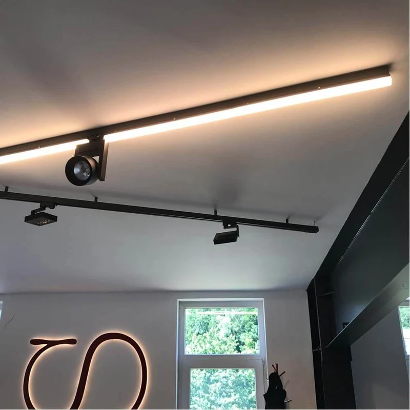 3-Phasen Linienleuchte 2200lm 20W 3000K warm Schwarz