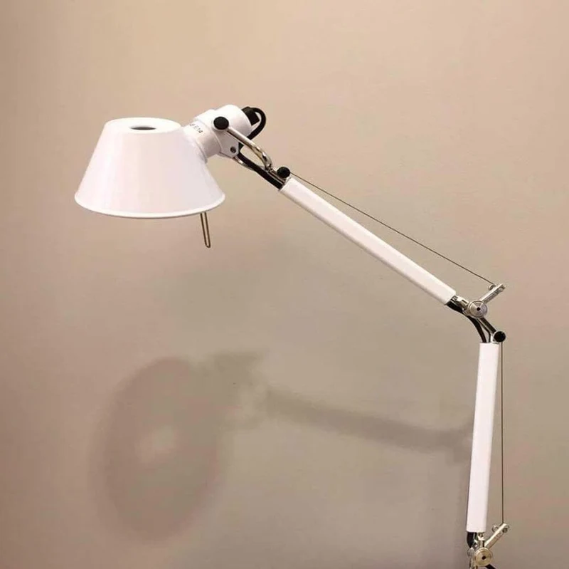 Artemide Tolomeo Micro Tischlampe mit Klemme