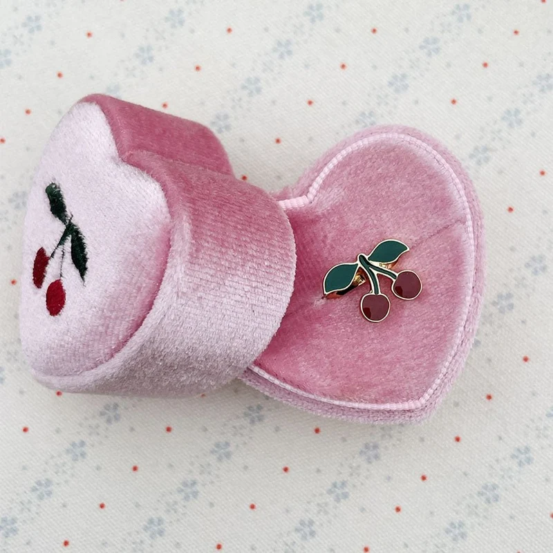 Love-Ring kirschrot
