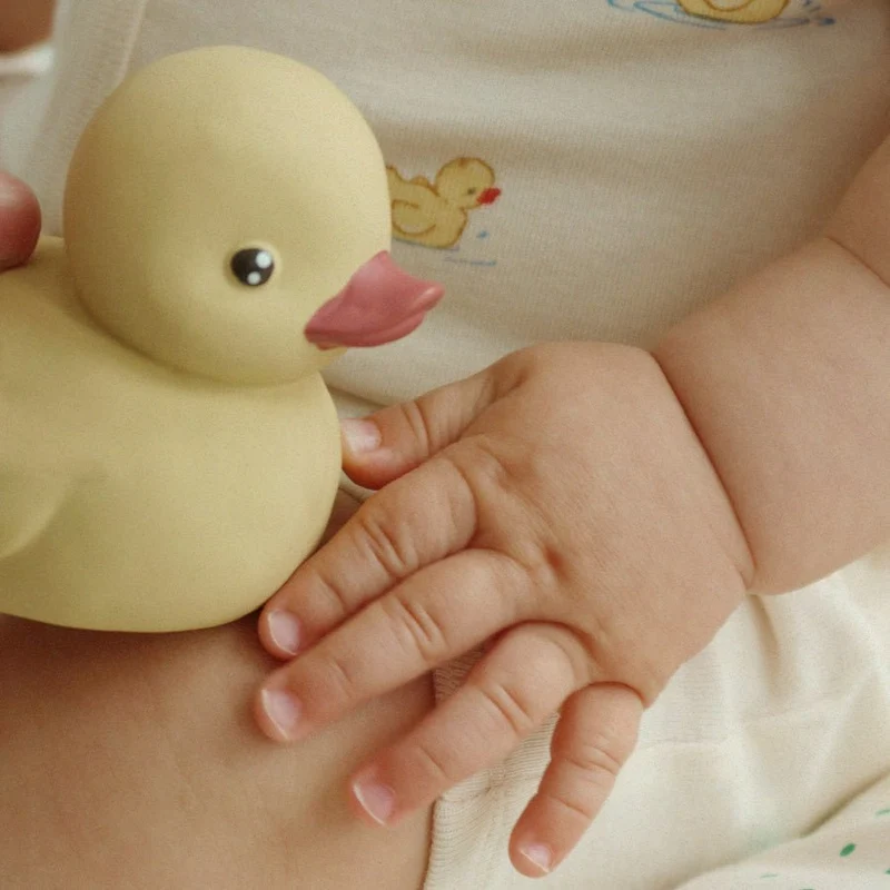Straw Fanga Badeente