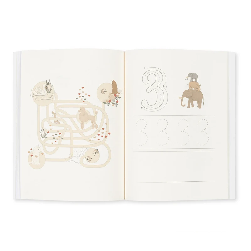 Aktivitätsbuch mit Buntstiften