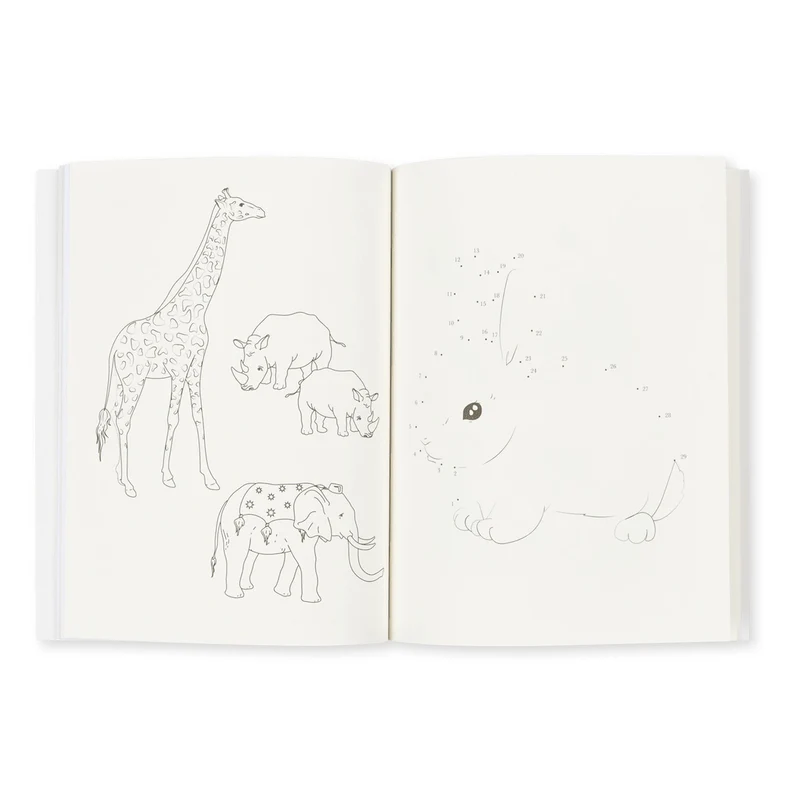 Aktivitätsbuch mit Buntstiften