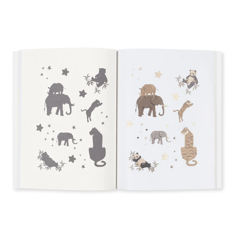Aktivitätsbuch mit Buntstiften