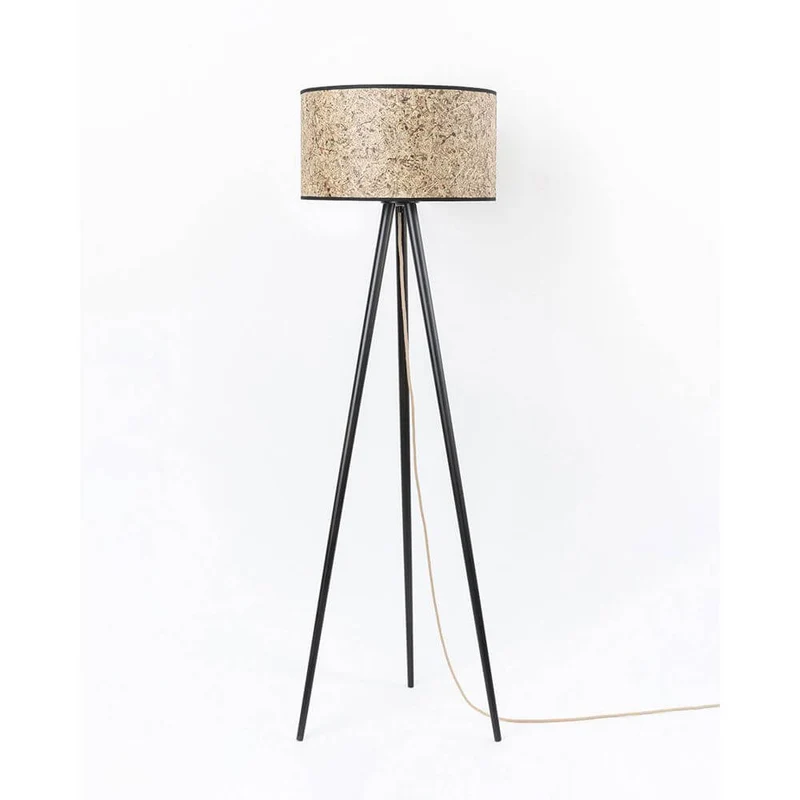Holz Dreibein-Stehlampe mit Heuschirm
