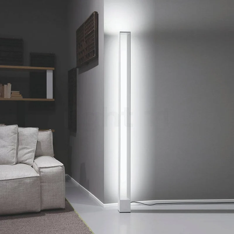 Nemo Tru LED Stehlampe mit Doppeldimmer