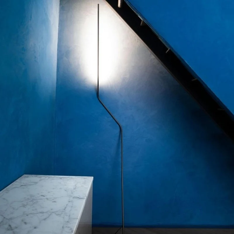 Nemo Neo LED Stehlampe zum anlehnen