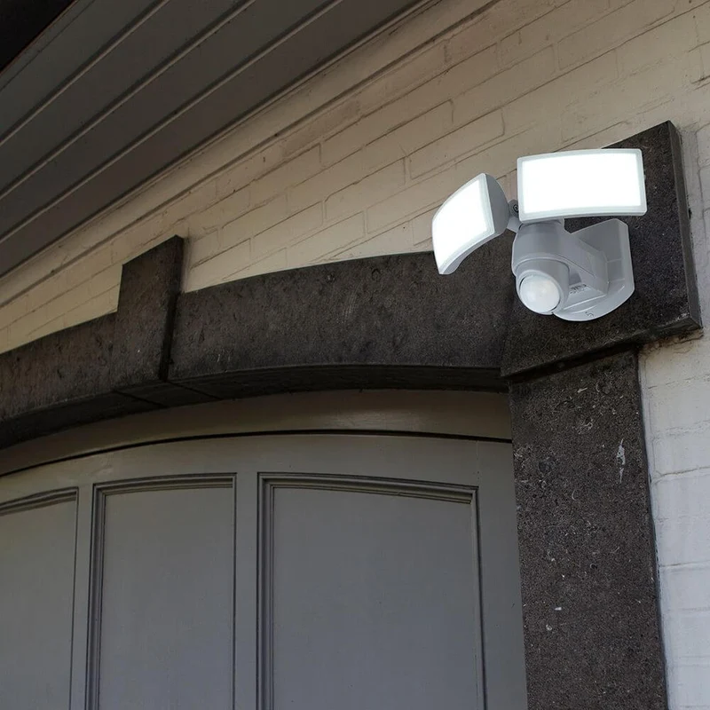 LED Außenwandleuchte Arc mit Sensor verstellbar IP44 Weiß