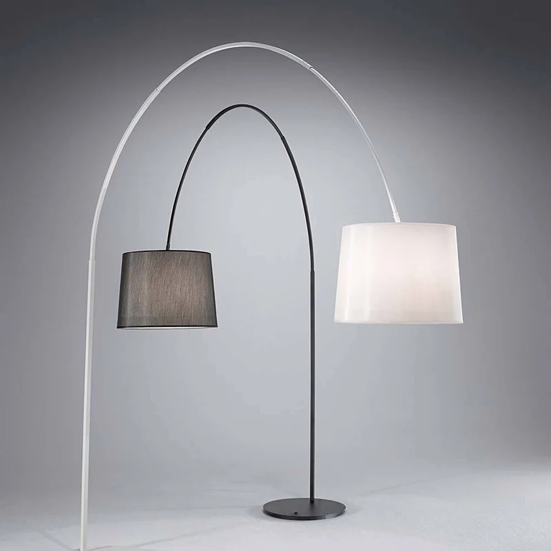 Dorsale Bogen Stehleuchte ohne Schirm 230cm