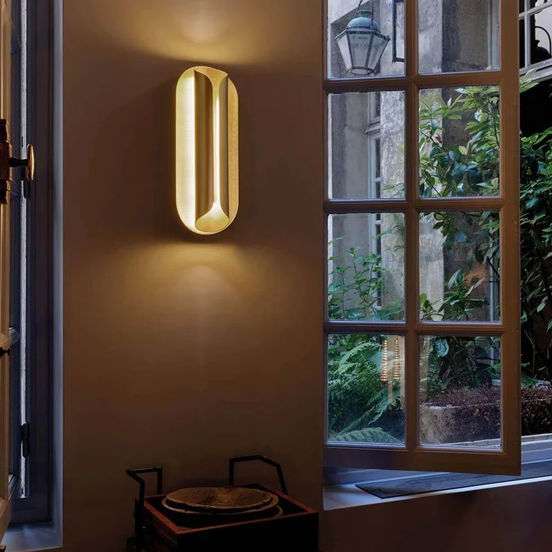 DCWéditions Rosalie LED Wandleuchte Blattgold