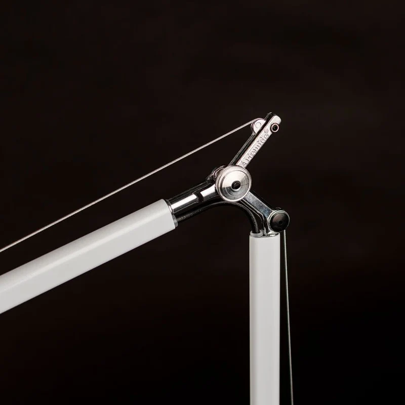 Artemide Tolomeo Tavolo Body Körper