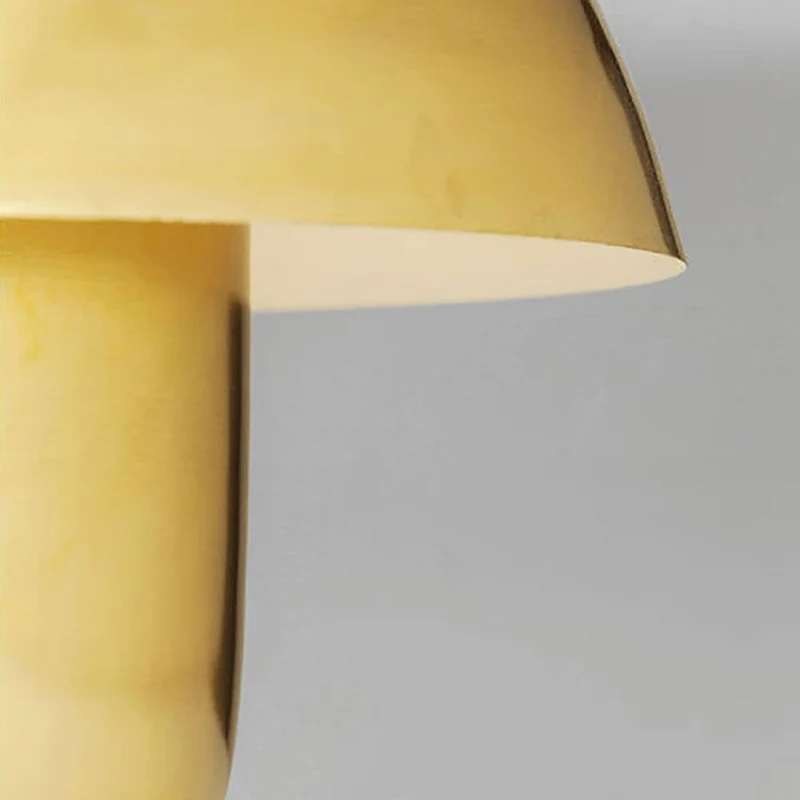 Schicke Tischleuchte Mushroom Messing