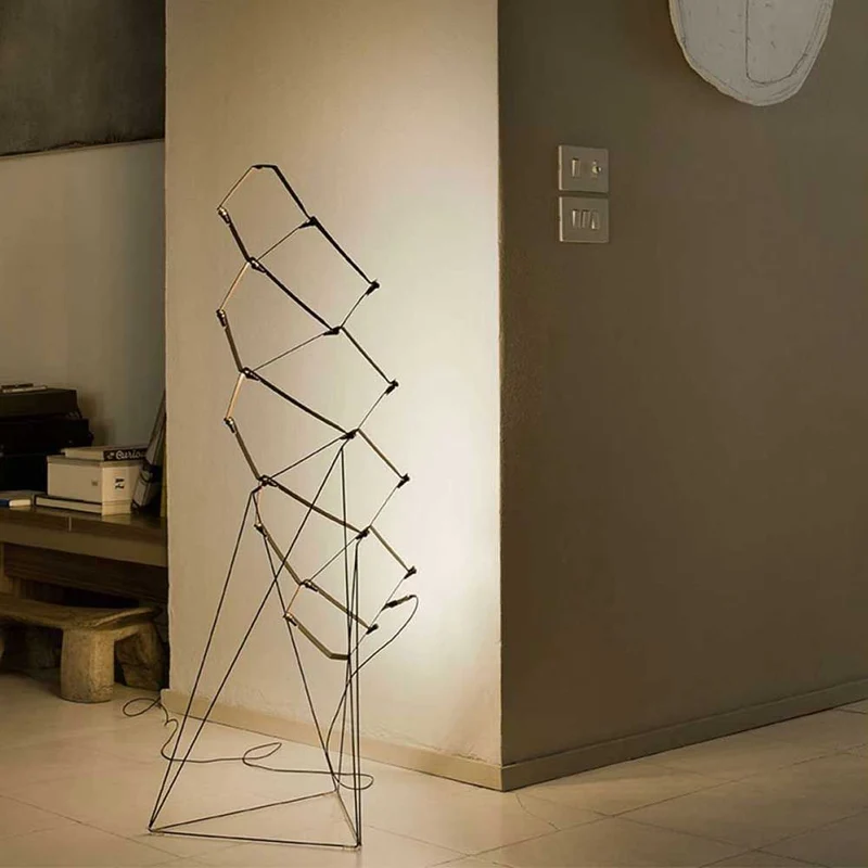 Luceplan LED Stehlampe Nothing ausziehbar schwarz