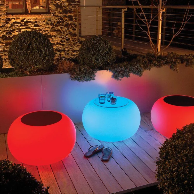 Moree Outdoor LED Tisch oder Hocker Bubble