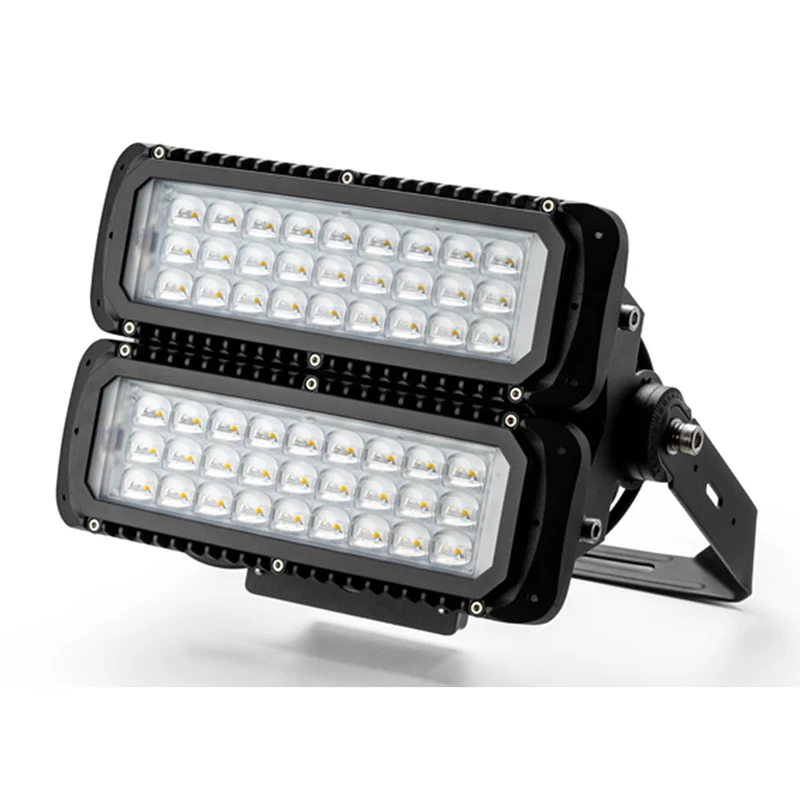SQUABA LED-Flutlicht – bis 67.500 lm, IP66 und IK10