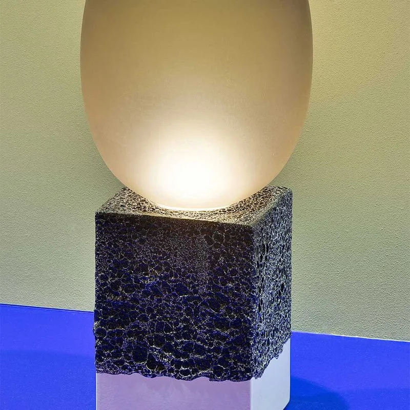 Pulpo LED Tischleuchte Magma One High Ø 30cm H 69cm