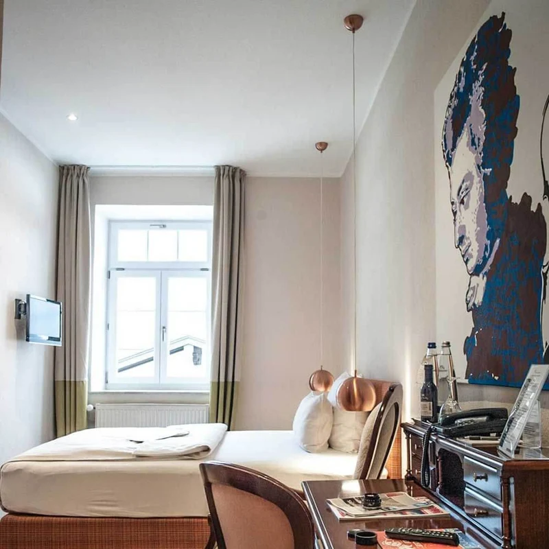 s.luce Ball Galerieleuchte mit drehbarem tauschbaren Schirm 5m Abhängung