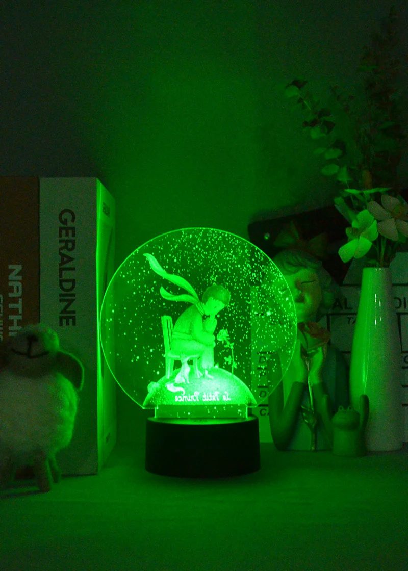 Nachtlicht mit Glaskugel Winter Motiv und Farbwechsel