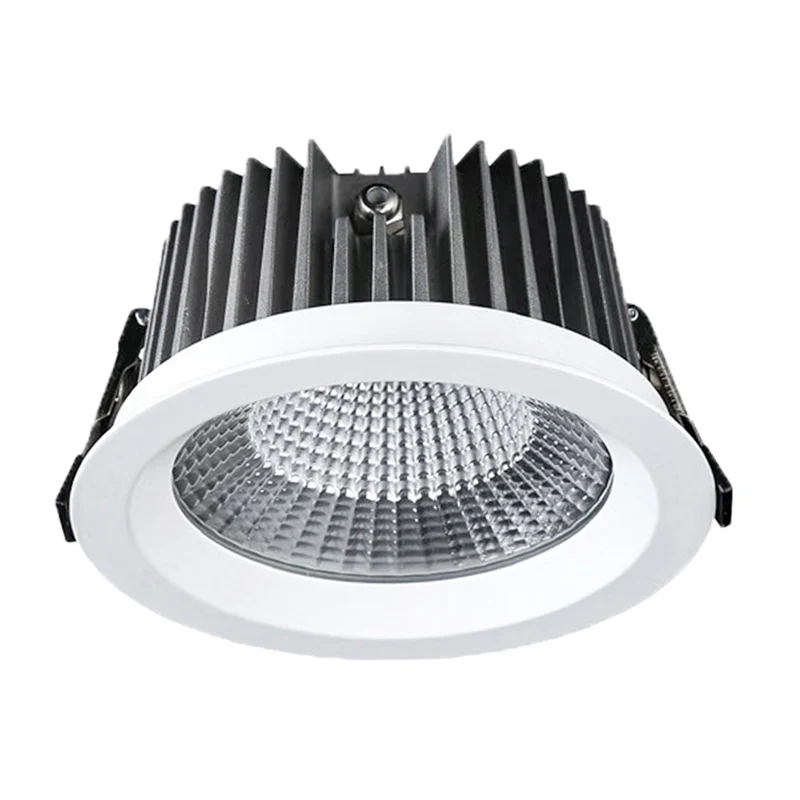 SHINE 130 / 200 LED-Downlights mit IP65 für variable Deckenausschnitte