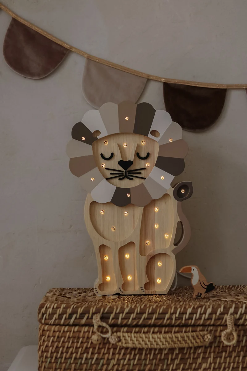 Little Lights Lion Night Light | Cappuccino Rainbow