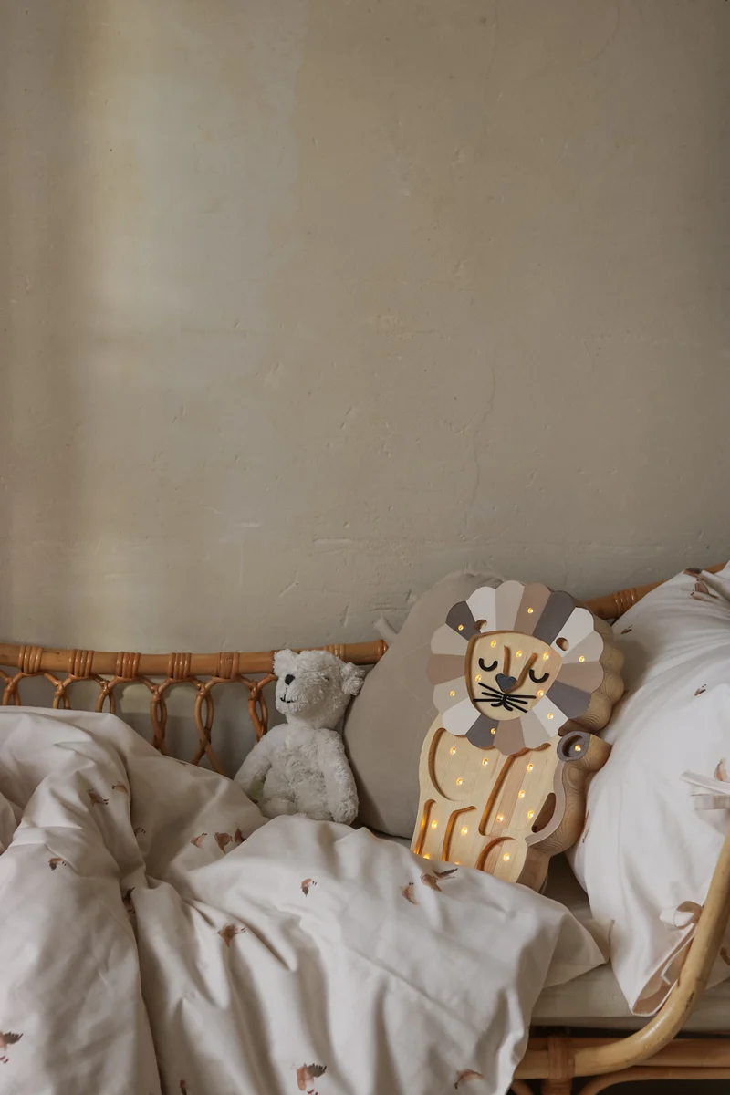 Little Lights Lion Night Light | Cappuccino Rainbow