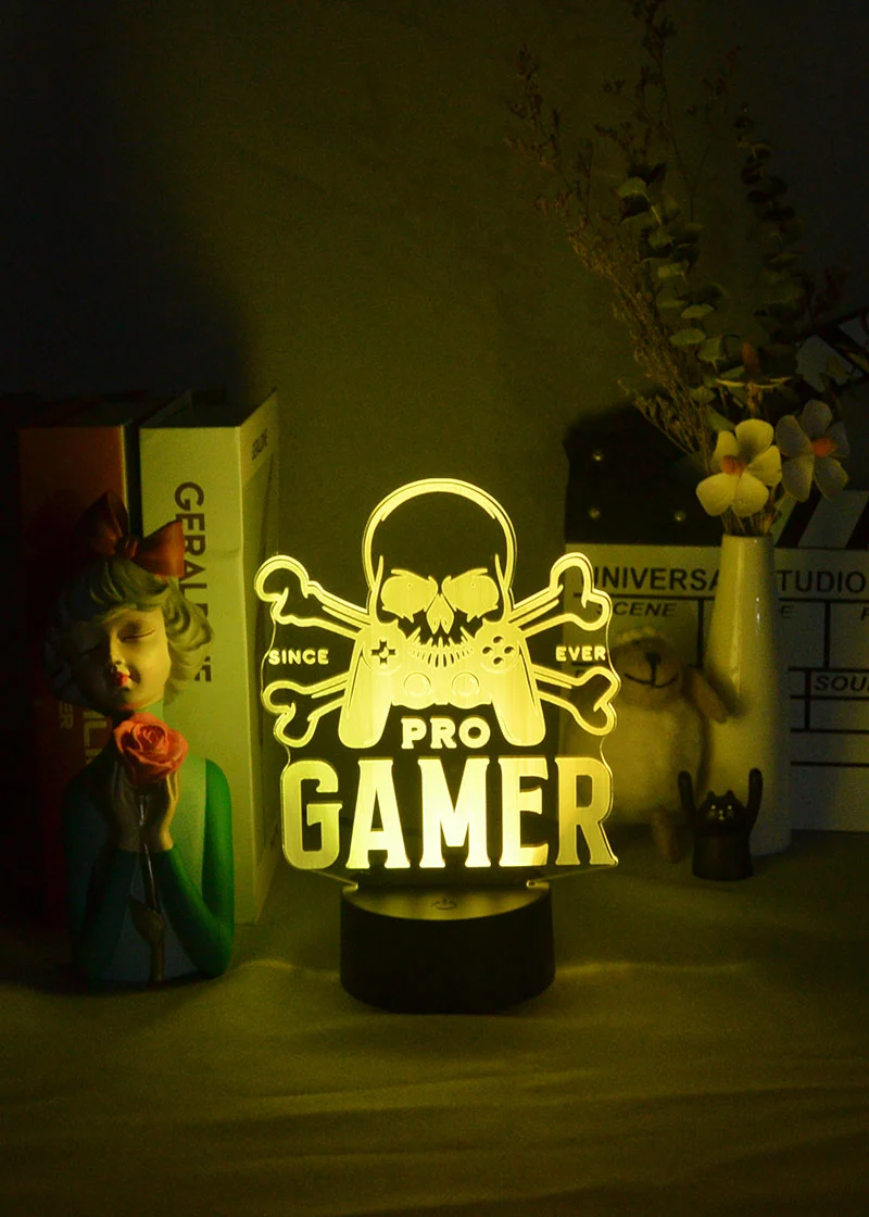 Coole 3D Illusion LED Lampe mit Pro Gamer Motiv - Farbwechsel
