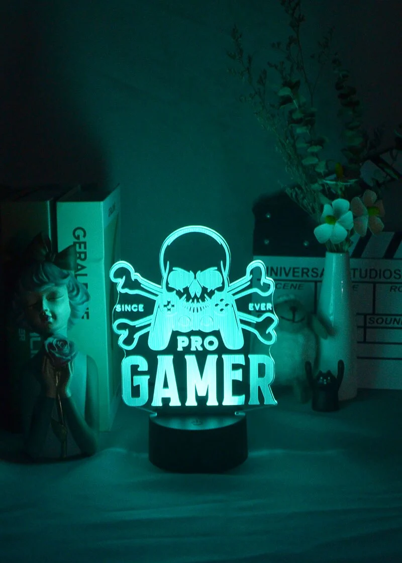 Coole 3D Illusion LED Lampe mit Pro Gamer Motiv - Farbwechsel