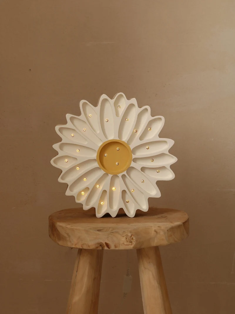 Little Lights Daisy Night Light | White