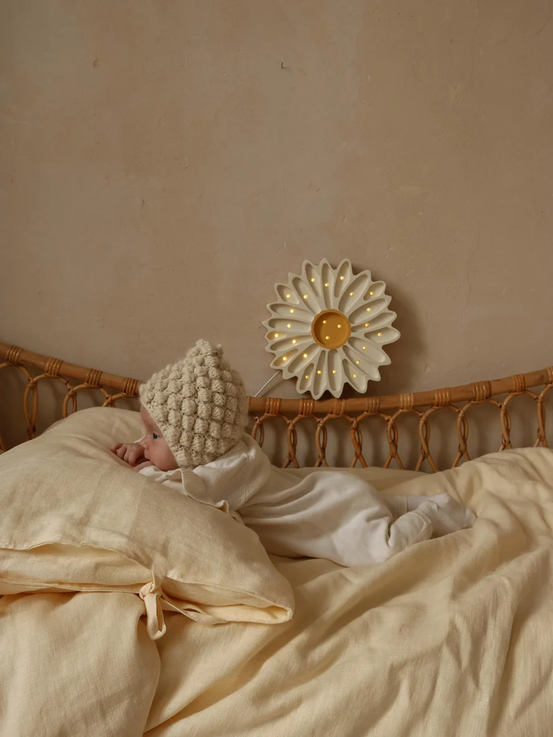 Little Lights Daisy Night Light | White