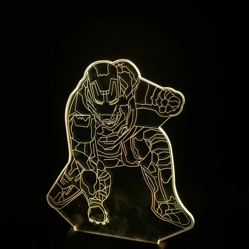Iron Man Lampe - Tischlampe - Nachtlicht mit 3D Effekt und Farbwechsel