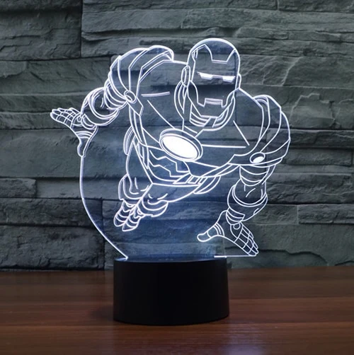 Iron Man Lampe - Tischlampe - Nachtlicht mit 3D Effekt und Farbwechsel