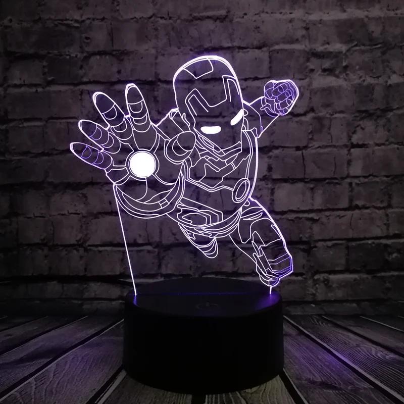 Iron Man Lampe - bis zu 7 Farben - mit magischen 3D LED Effekt