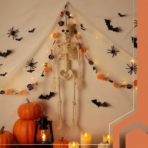 Halloween Deko 👻 Hängendes Menschliches Skelett 40cm Weiß Kunststoff 🎭 5900779956957