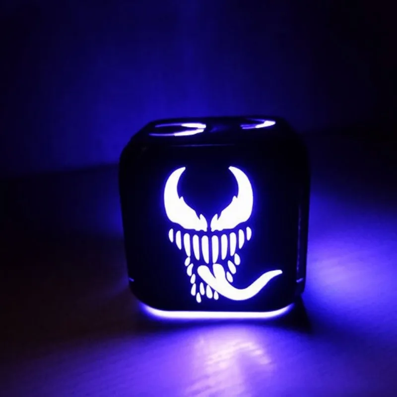 Venom LED Wecker – Wach auf mit der dunklen Seite