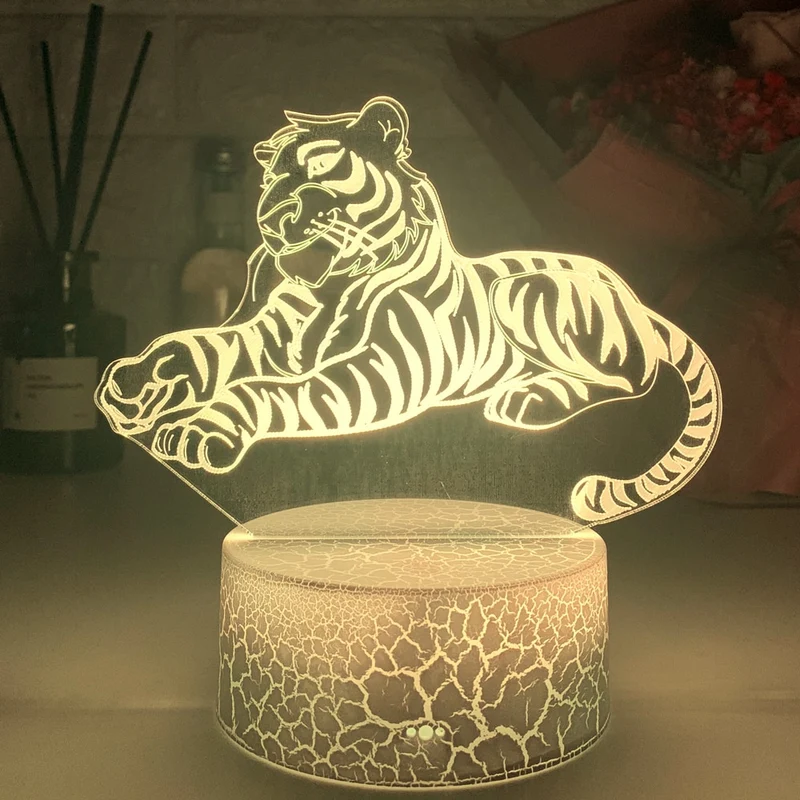Nacht Lampe mit Tiger Motiv und Farbwechsel