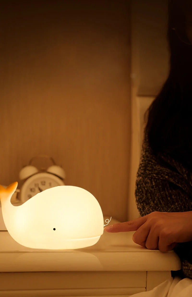Süßer Wal als Nachtlampe für Kinder - Mit Farbwechsel